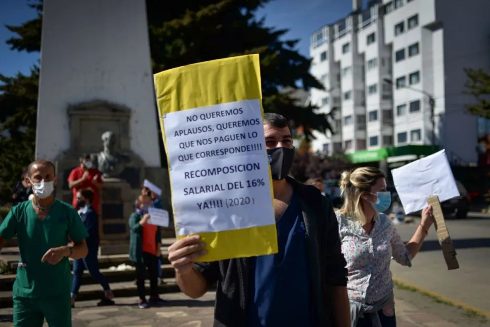 Trabajadores de la salud realizaron una jornada de lucha