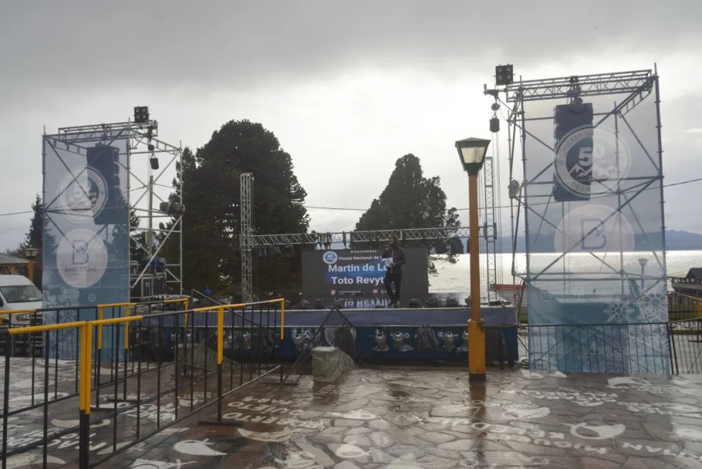 Denunciaron penalmente a la organización de la Fiesta de la Nieve y Gennuso respondió