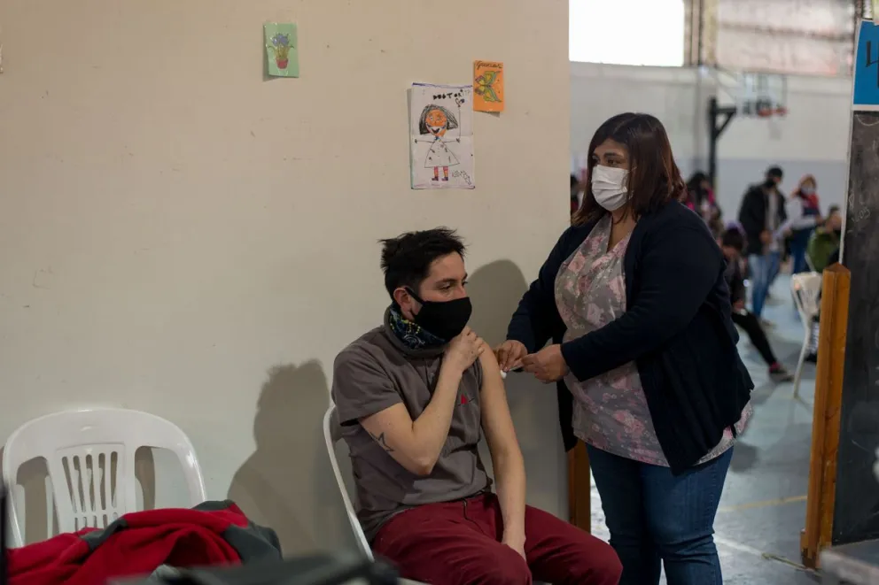 En promedio, se aplican 6.300 dosis diarias