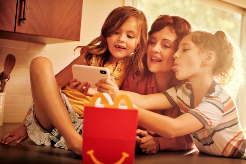 Se eliminan los colorantes y saborizantes artificiales de los productos de la Cajita Feliz 