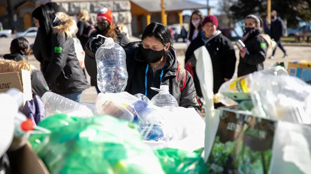 Jornada de recolección y separación de residuos en el Centro Cívico