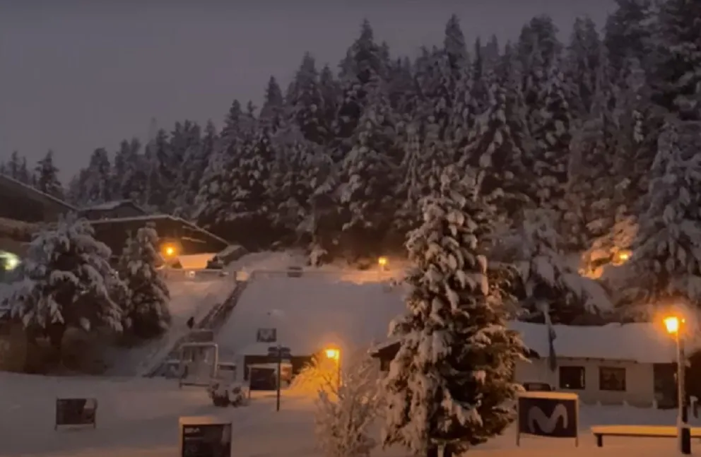 Cerro Catedral amaneció con mucha nieve