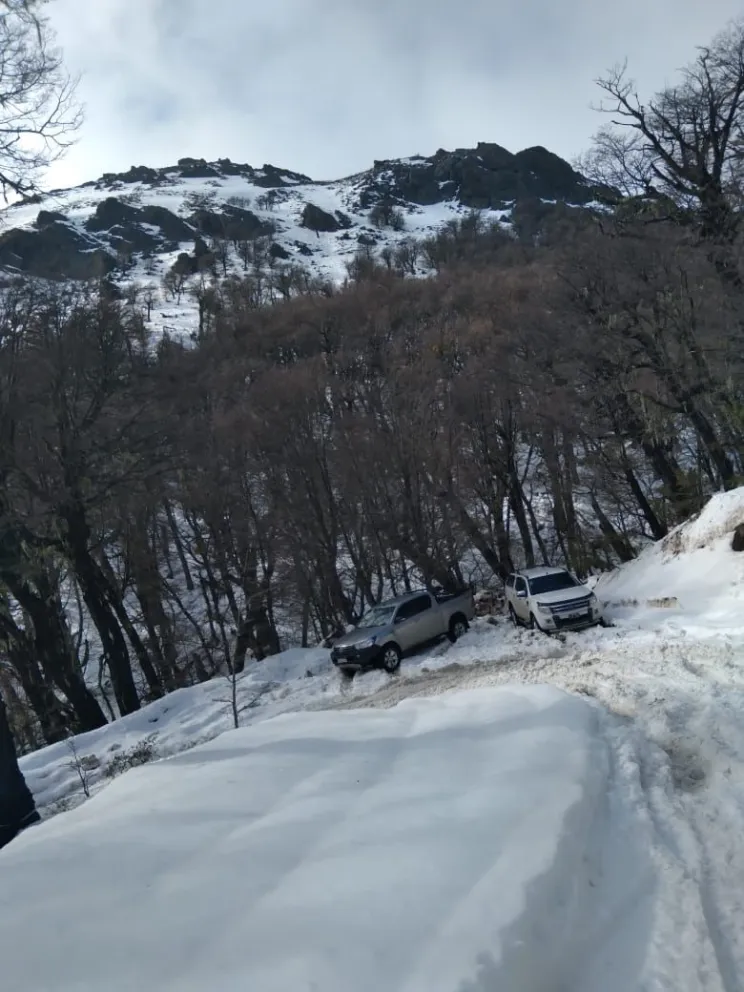 Tuvieron que evacuar vehículos en el Valle del Challhuaco