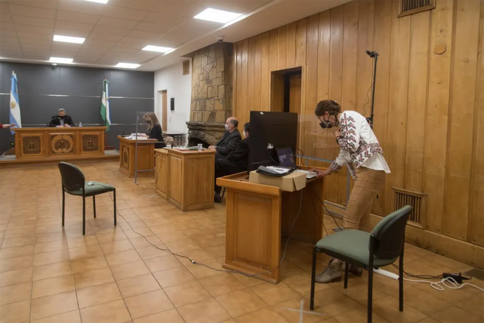 Imputaron a otros 3 integrantes de la Lof Lafken Winkul Mapu por usurpación