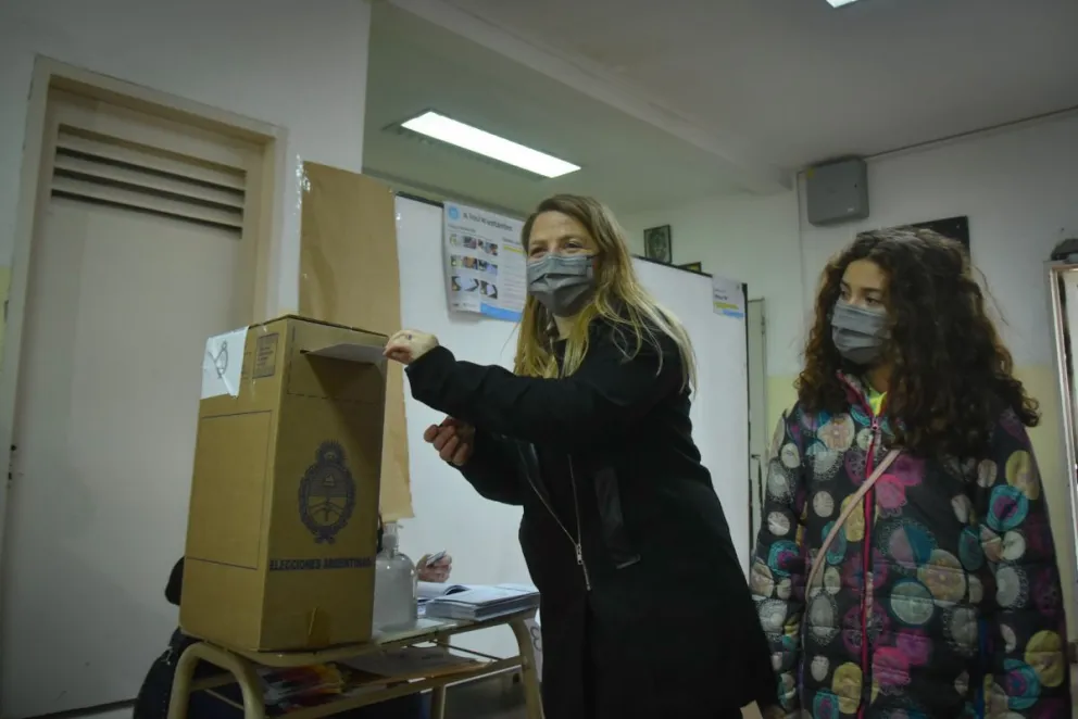 Marks: “Nos costó mucho la democracia y una forma de valorarla es votando en las elecciones”