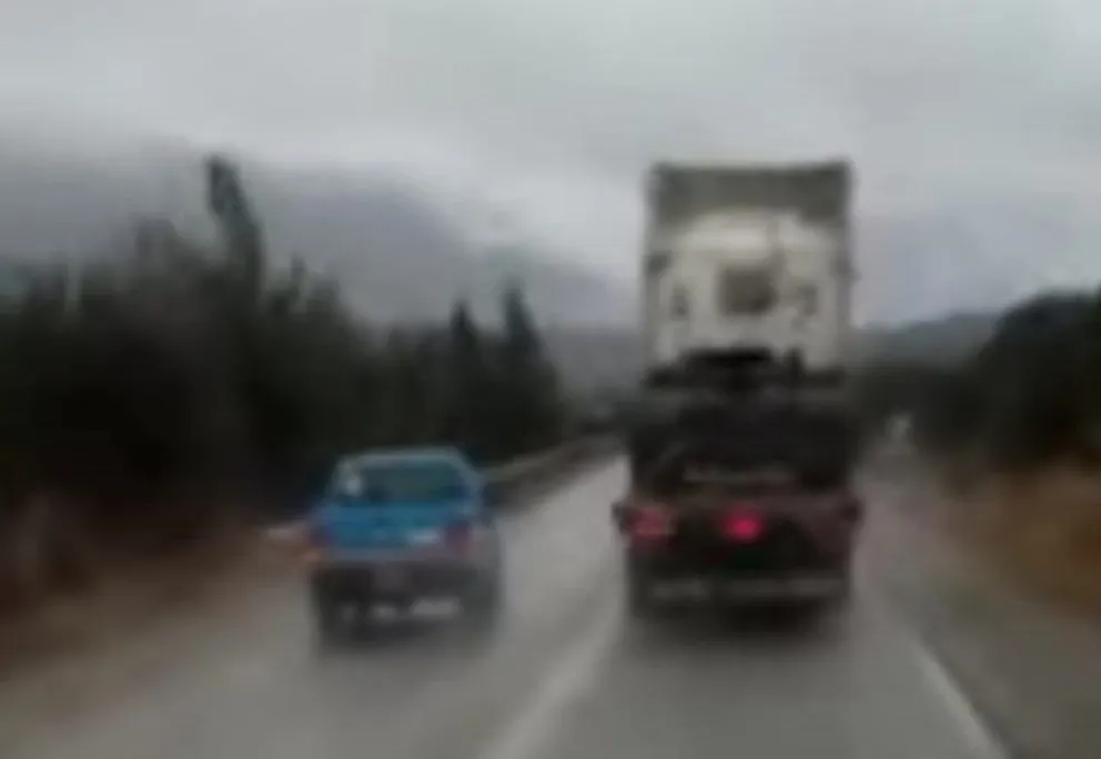 Segun Thieck, al trabajador se le inició un sumario administrativo por realizar maniobras indebidas en la conducción