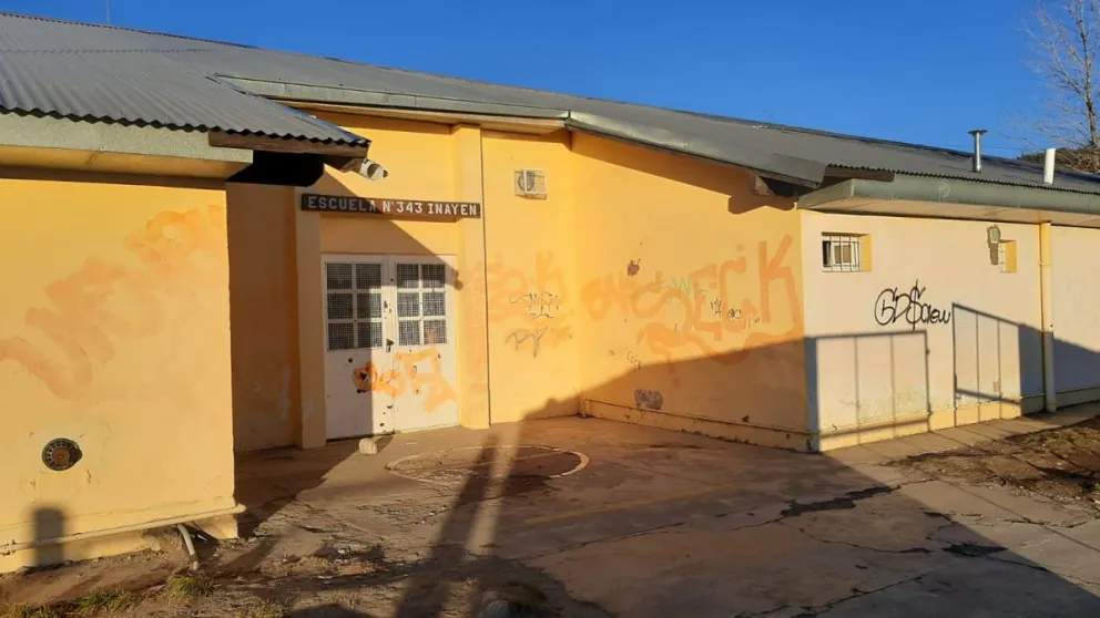 Buscan manos solidarias para refaccionar la Escuela Nº343