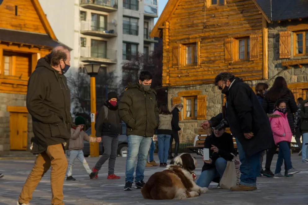 Qué establecen las nuevas medidas sobre los viajes grupales