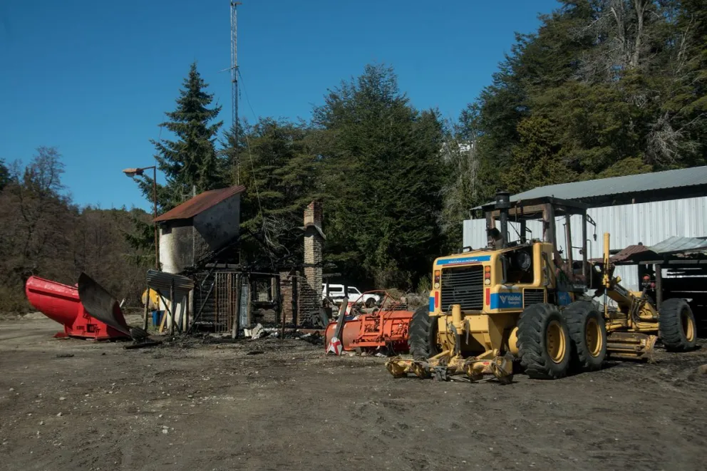 Formalizaron la denuncia por los ataques incendiarios en El Bolsón y Bariloche