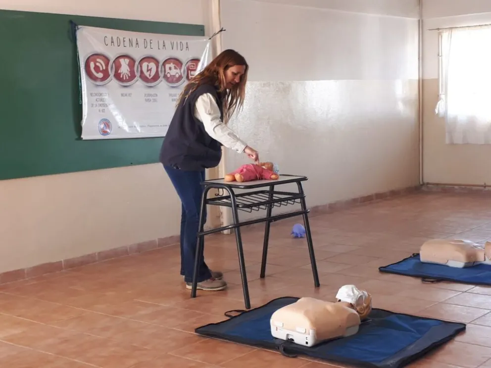 Personal del Estacionamiento Medido se capacitó en Primeros Auxilios