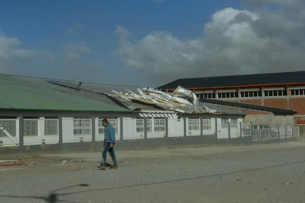 Suspenden las clases para este lunes