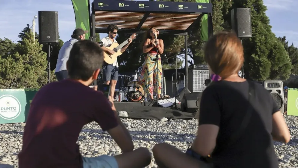 Llamado a hacedores culturales para trabajar la temporada 2021/2022