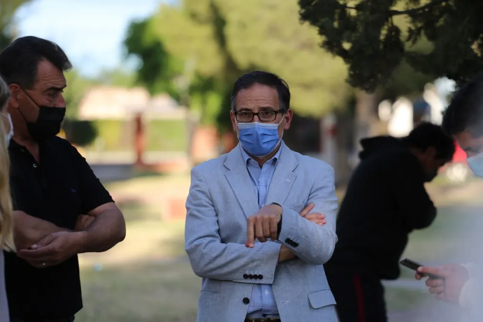 “Usan la violencia y las usurpaciones para hacer política, la gente quiere soluciones a la inseguridad”, dijo Domingo