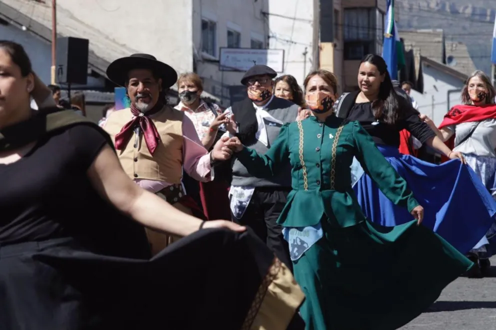 Los festejos por el Día de la Tradición continúan en la Feria Sin Fronteras