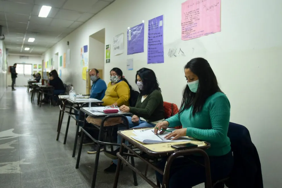 Seis listas compiten por las dos bancas que renueva Río Negro
