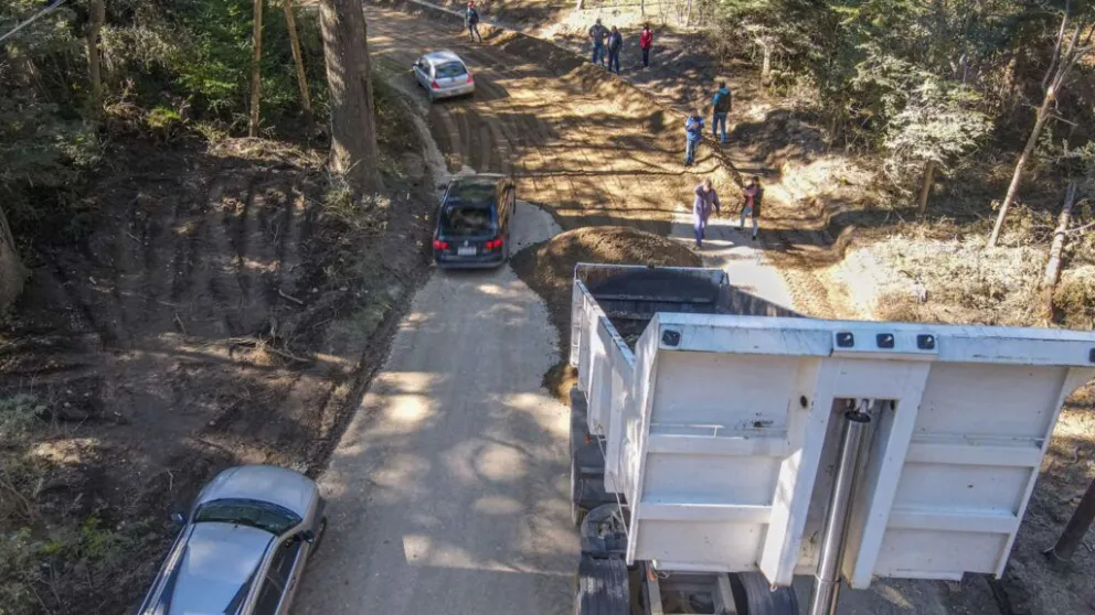 Cortan el tránsito en el ingreso a Colonia Suiza