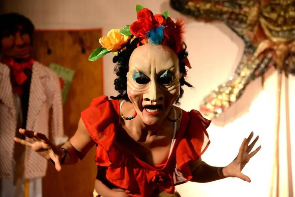 Vuelve “Candela y las Flores”, una cautivante obra para adultos