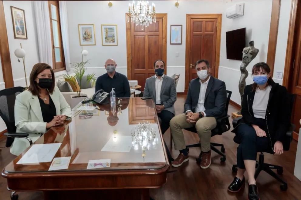 Carreras recibió a directivos de Fortescue