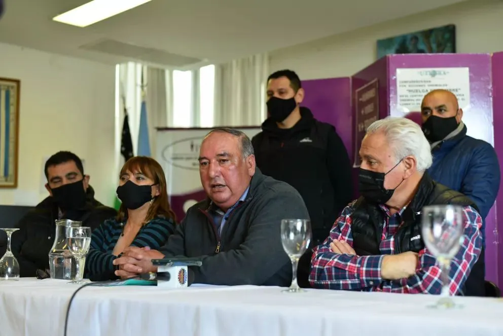 Anuncian un aumento del 49% para los trabajadores hoteleros y gastronómicos