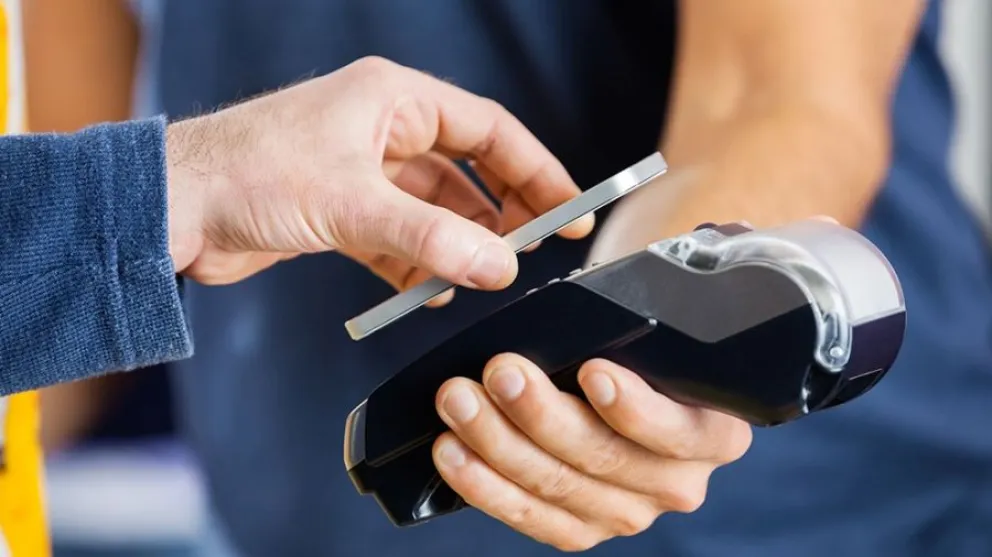 Ya se puede usar cualquier billetera digital para pagar en todos los códigos QR del país