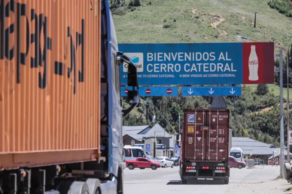 Cañones para nieve, nuevas aerosillas y mucha teconología: lo nuevo que se viene para Cerro Catedral