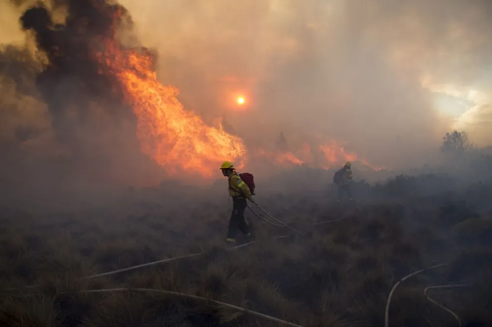 ATE denuncia la precariedad en la que se desempeñan los combatientes de incendios