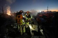 Catástrofe: el fuego arrasa con un centenar de casas en la zona sur de Chile