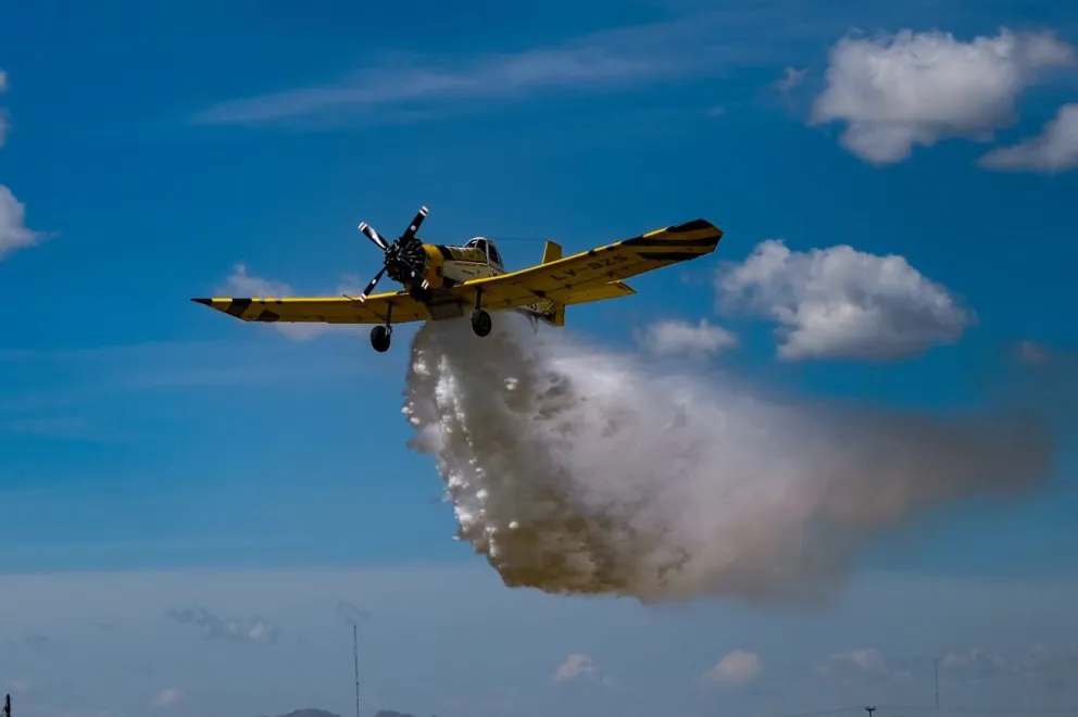 Nación envía medios aéreos para combatir los incendios forestales 