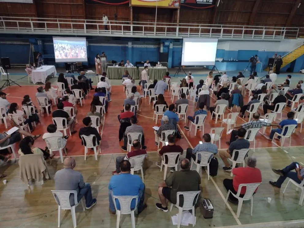La CEB llevó adelante la Asamblea pero no aprobaron el balance