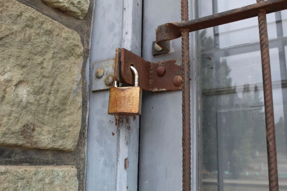 Trabajadores del Mercado Comunitario no pudieron ingresar a sus puestos