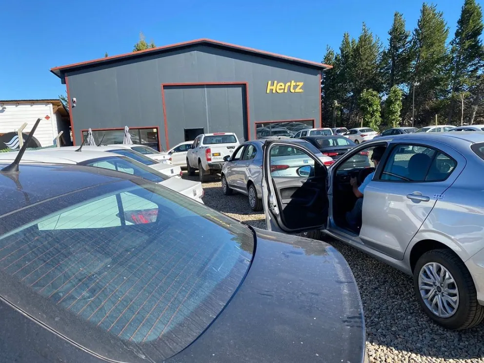 La reserva de alquiler de autos está casi completa para todo el verano