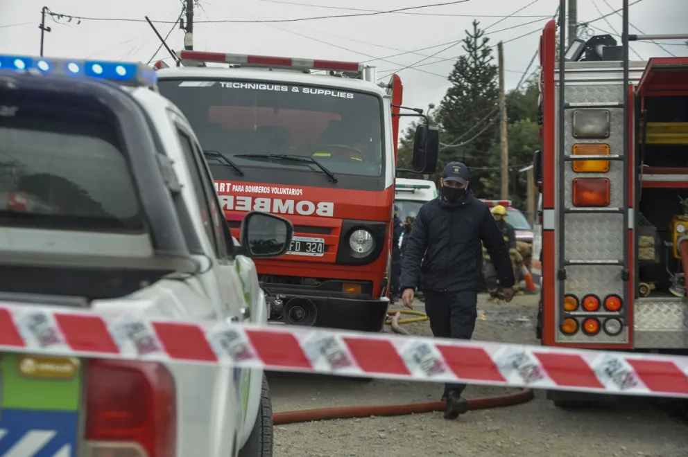 Está en terapia intensiva un hombre que brindó auxilio en el incendio del barrio Arrayanes