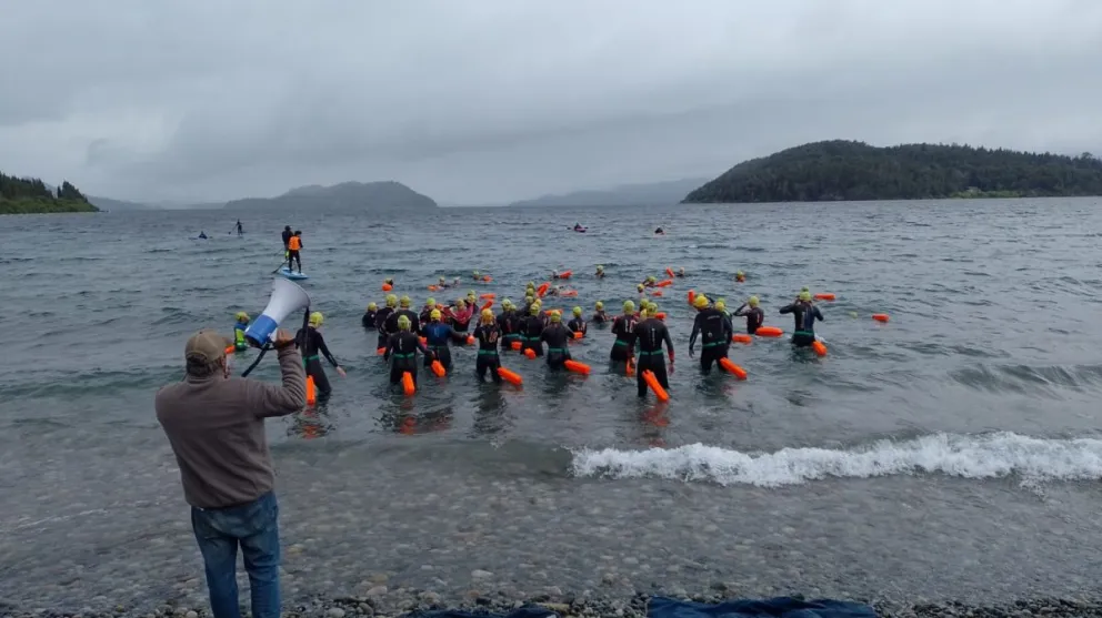 El clima no pudo con otra gran cita en aguas abiertas