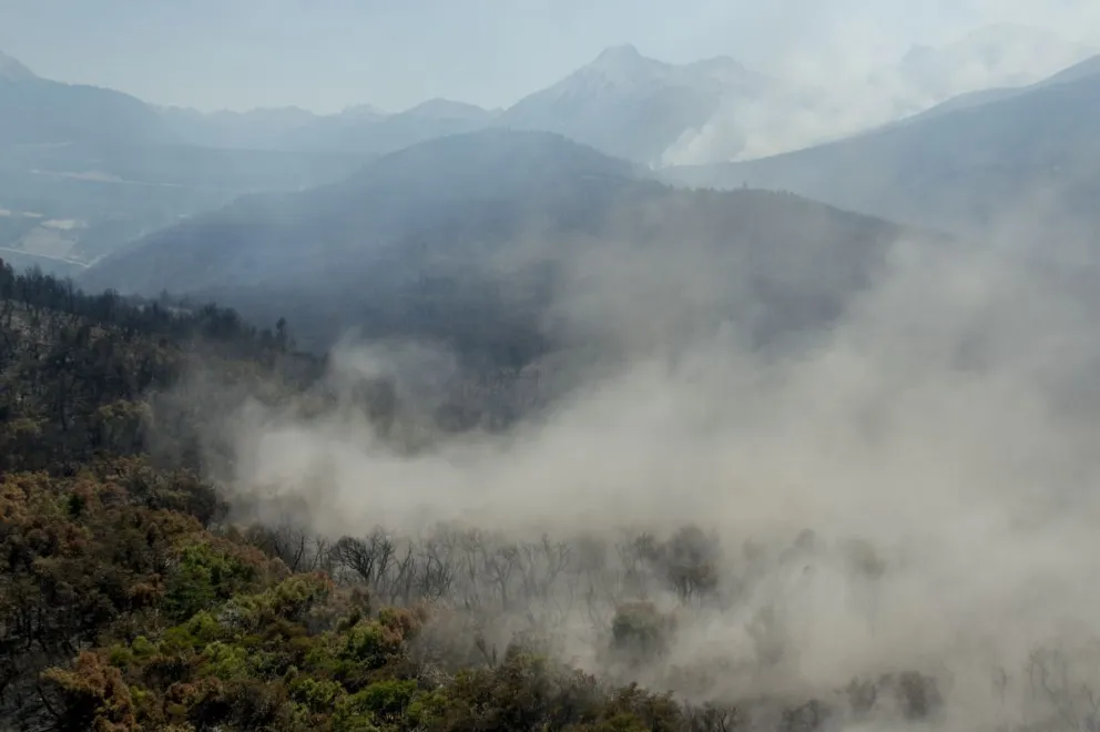 A casi dos meses de los incendios forestales, la mayoría de los focos están contenidos