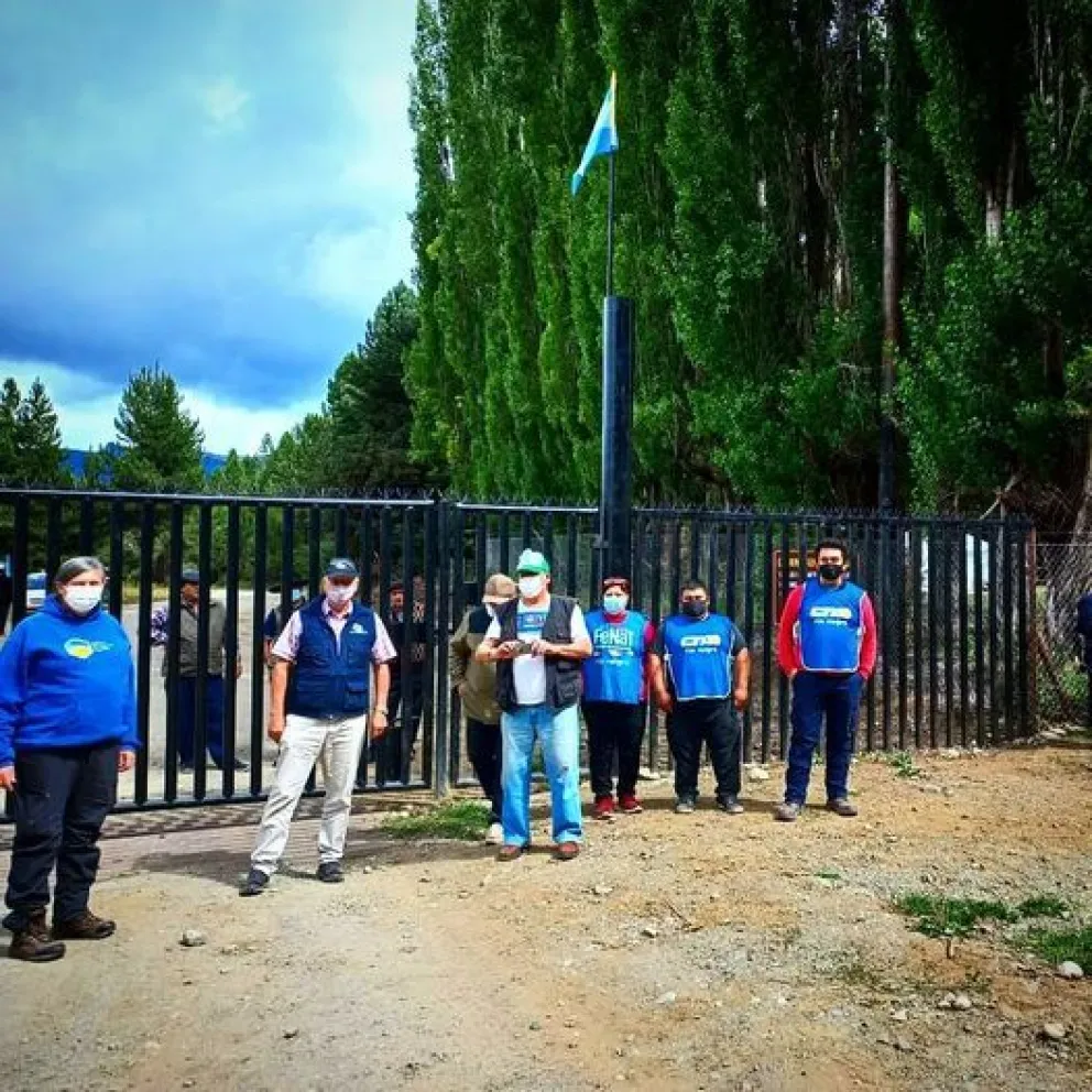 Presentaron un amparo para garantizar la movilización a Lago Escondido