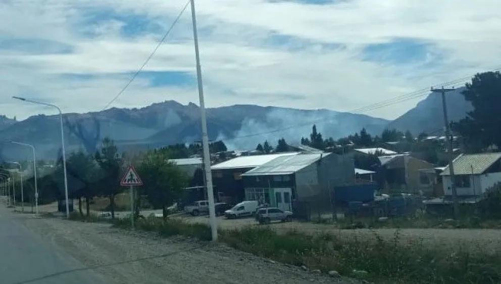 Humo en el sur de la ciudad por un nuevo incendio en el vertedero