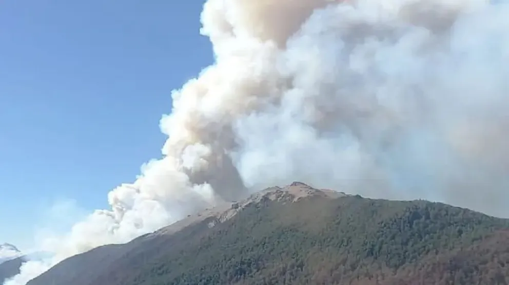 Lago Martin: logran contener un nuevo foco