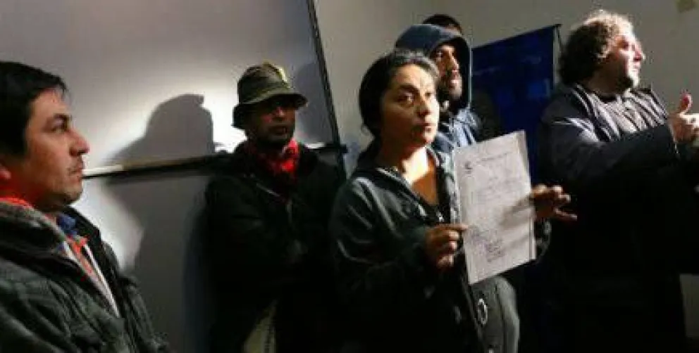 Ocupantes pretenden regularizar terrenos y denuncian "hostigamiento"