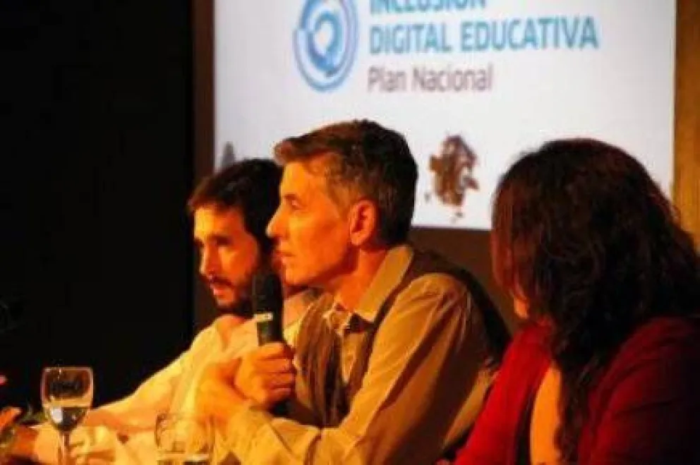 Se presentó en Bariloche Plan Nacional de Inclusión Digital Educativa
