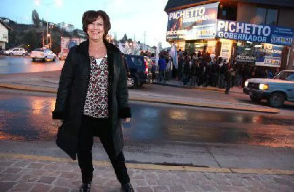 Sin Pichetto, el FpV inauguró local de campaña en Bariloche
