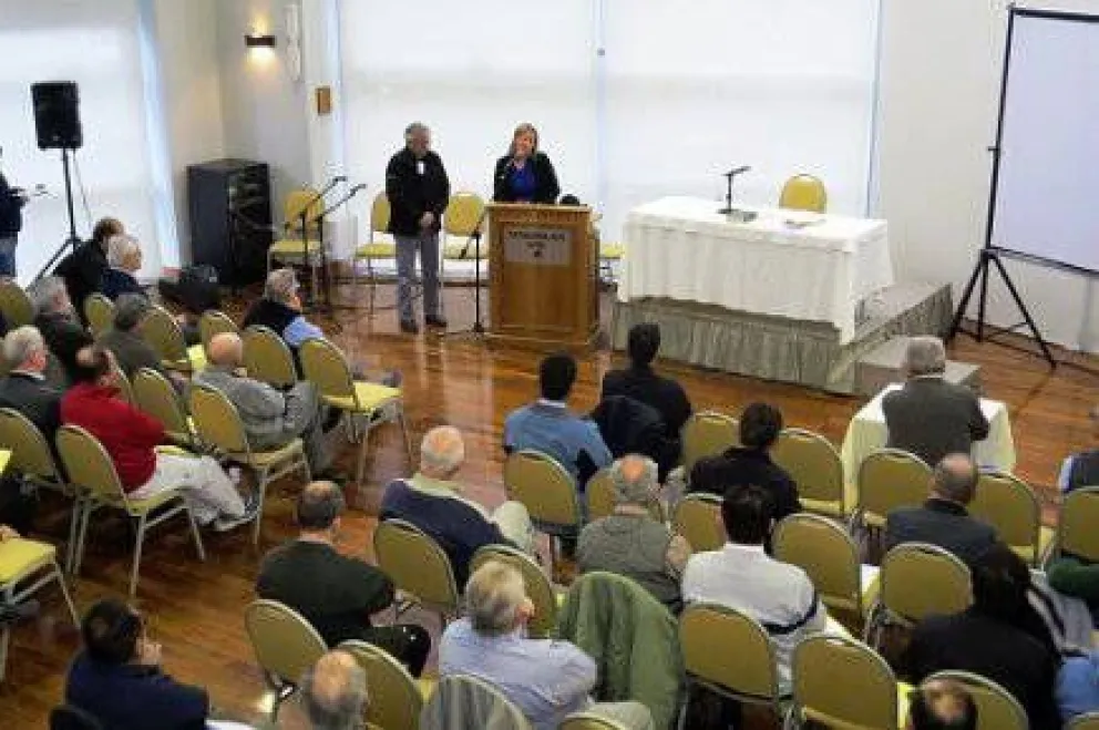 Martini participó del encuentro de sacerdotes patagónicos