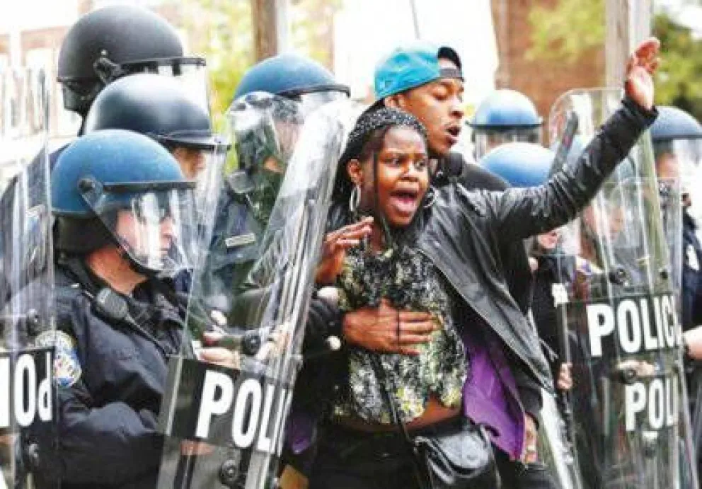 En guerra contra los negros