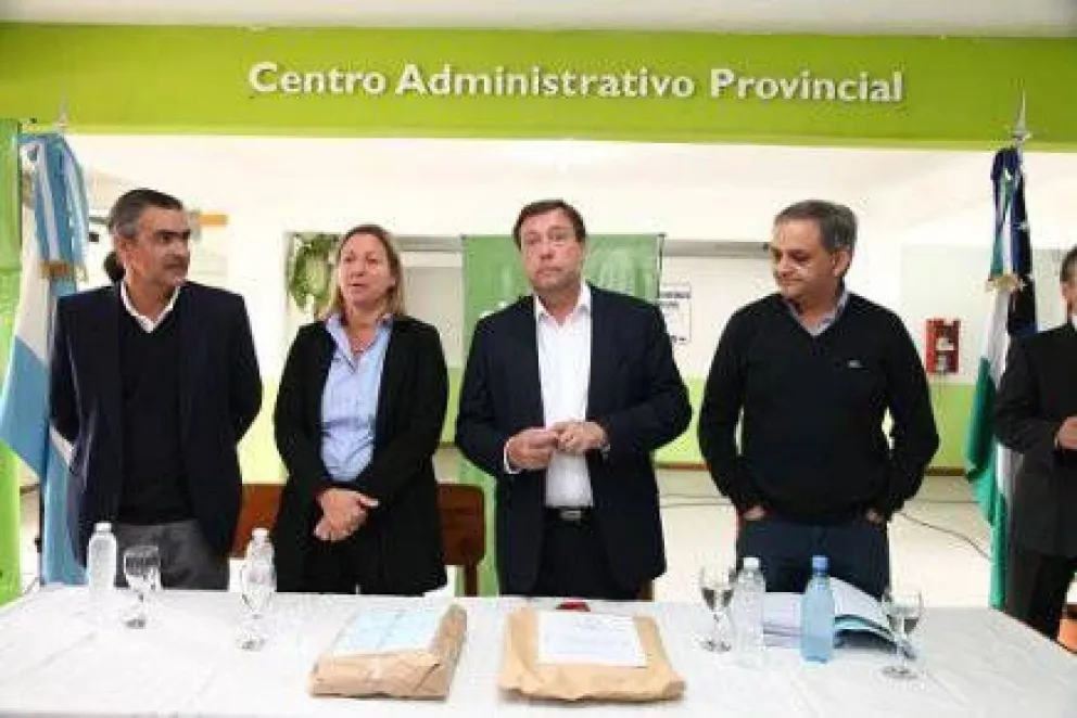 Dos empresas interesadas en finalizar asfalto de ruta 82