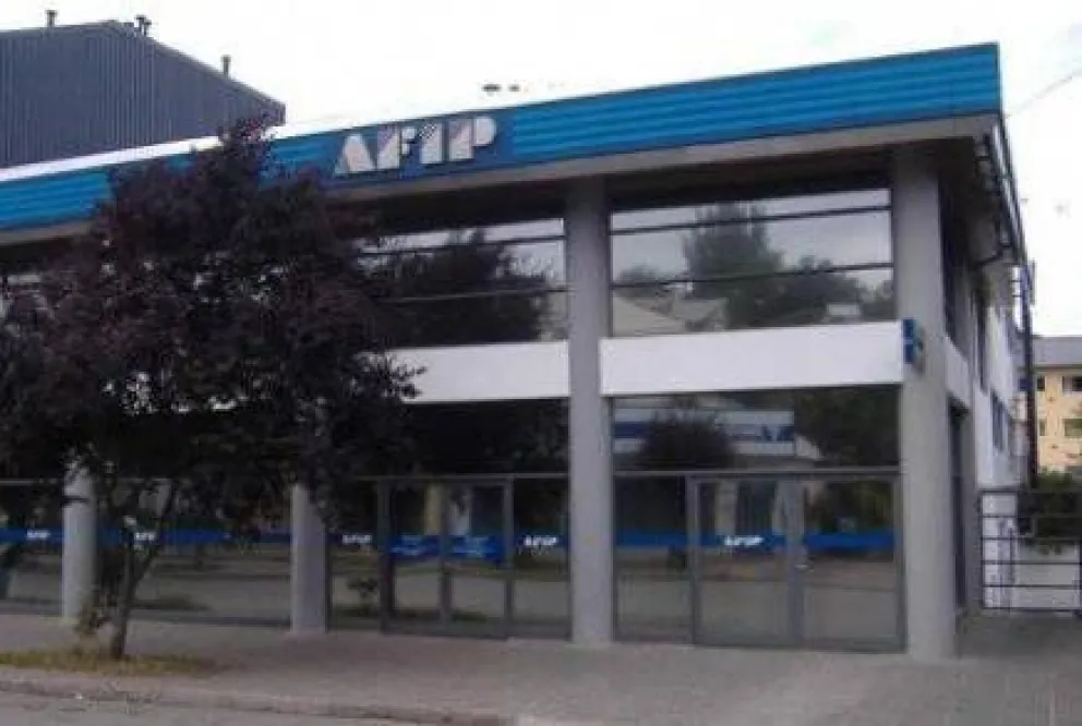 Afip prorroga vencimientos por la emergencia
