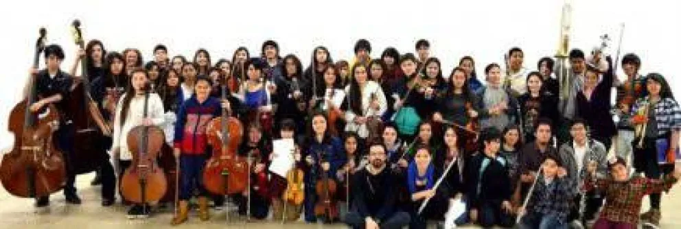 La Orquesta del Bicentenario en La Llave