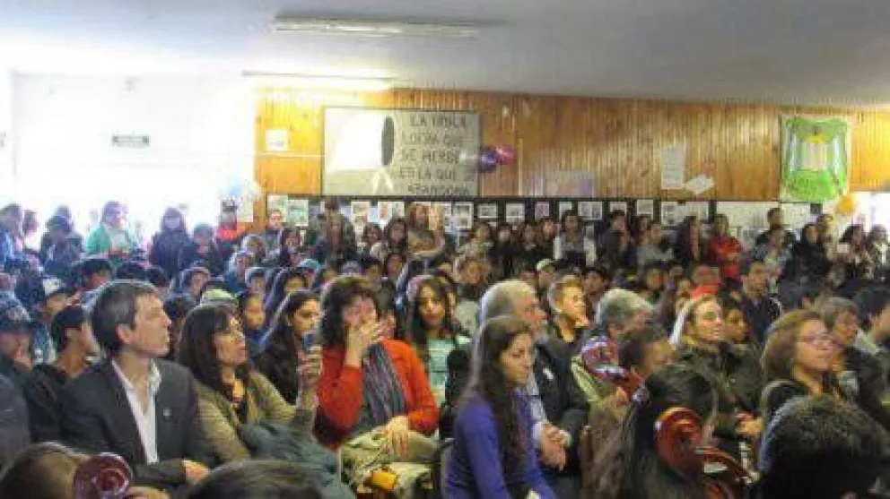El CEM 44 festejó a lo grande sus 25 años de vida