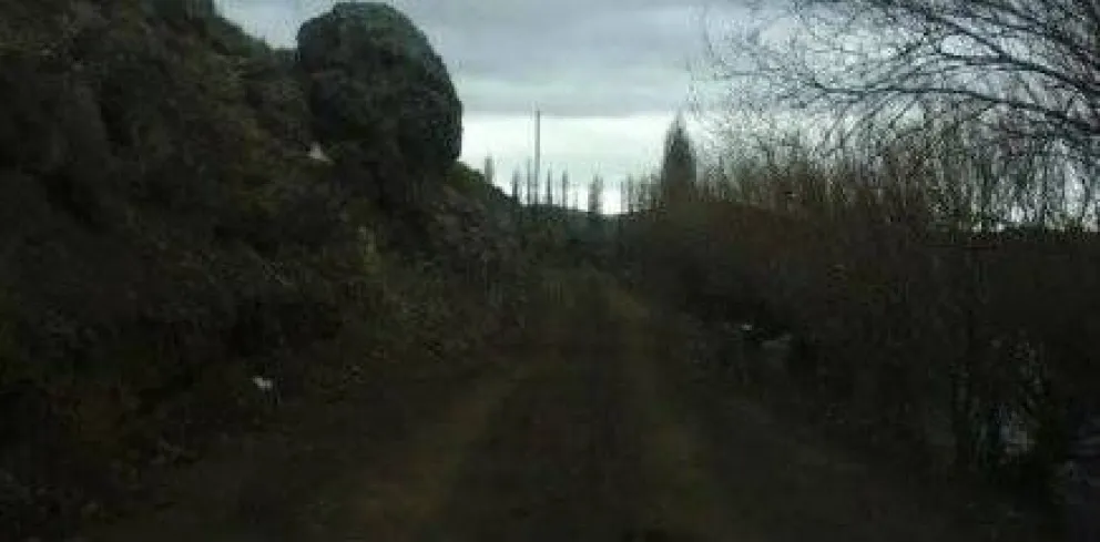Acondicionan el camino a Villa Llanquín