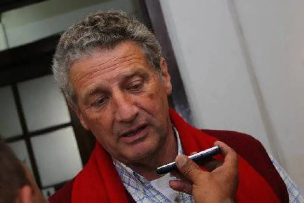 Massaccesi será candidato a Gobernador por la UCR