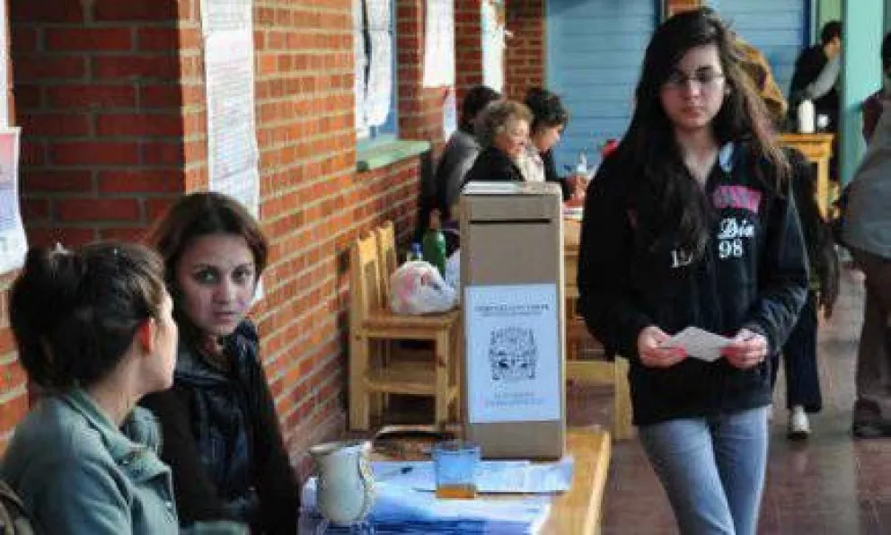 Kirchneristas piden por el voto joven en Bariloche
