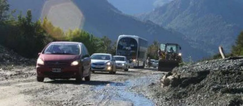 Se reanudó la circulación en la ruta que une Bariloche y El Bolsón